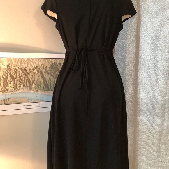 Vintage La Belle rose-embroidered black dress | Size Med - Picture 2 of 10